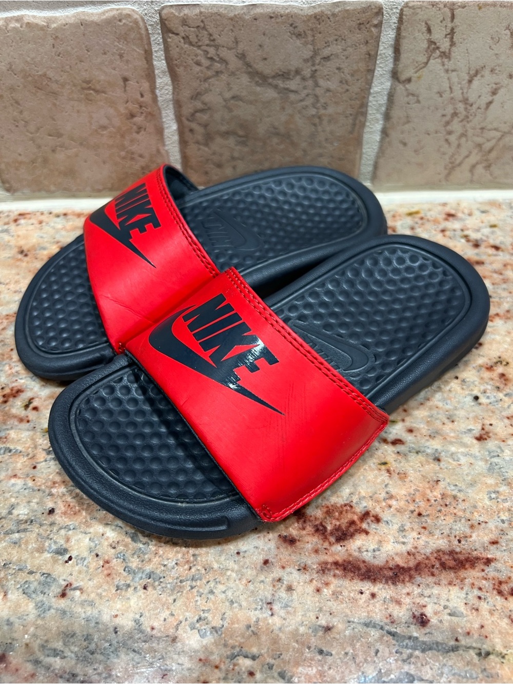 Nike Kids Red and Black Slide Sandals with Logo Strap - Picture 3 of 6